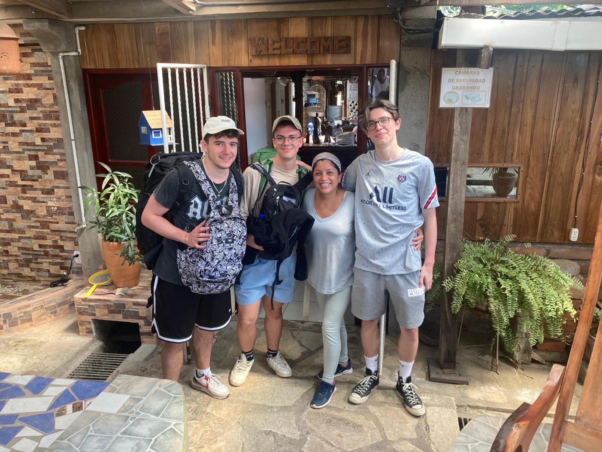 Murph'S Surf Shacks 里瓦斯 外观 照片